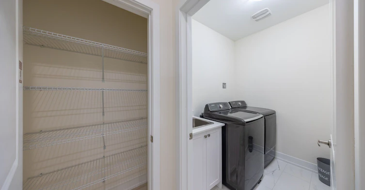 31 Fallharvest Way, Whitchurch-Stouffville, ON, L4A 4V8 - 24