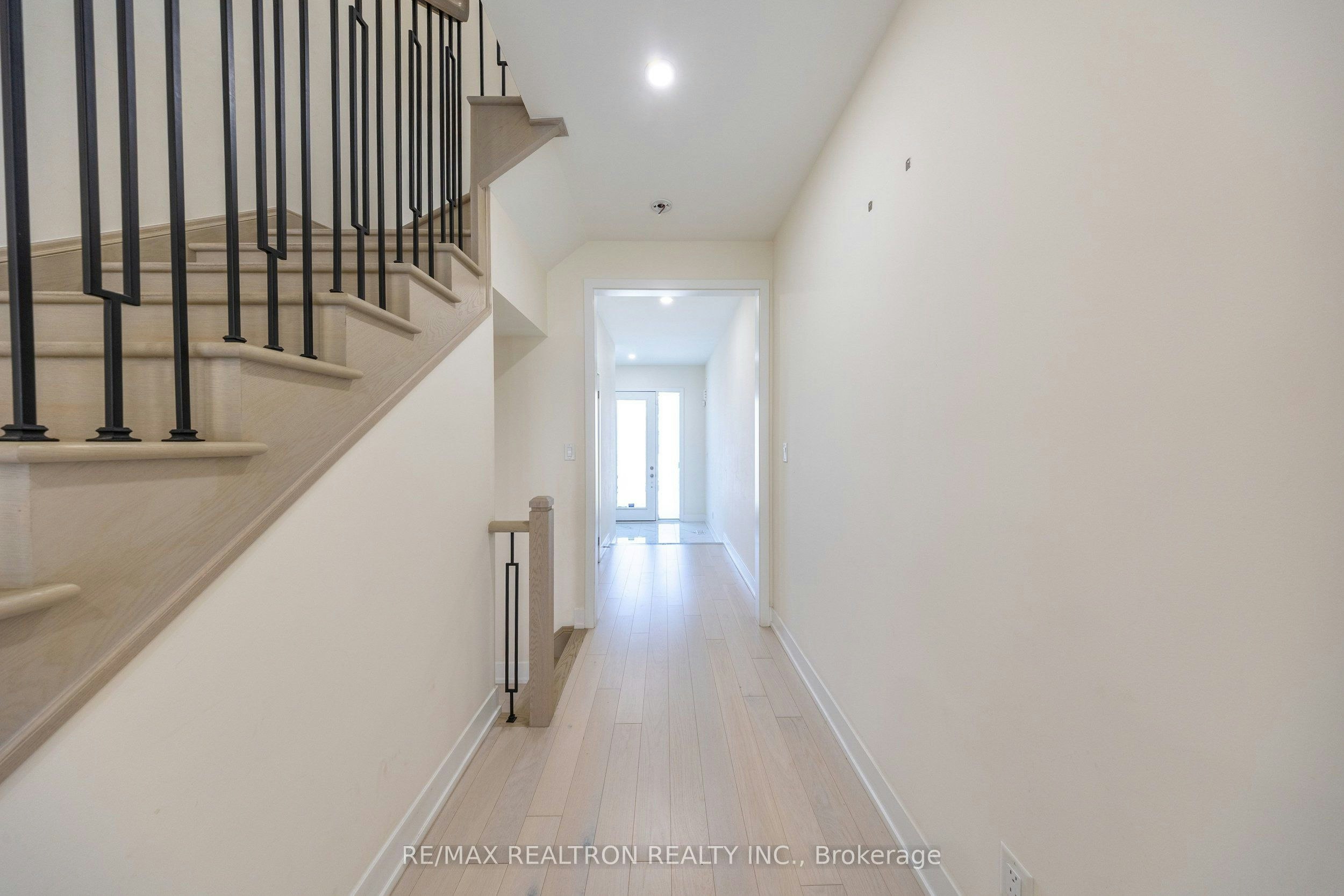 31 Fallharvest Way, Whitchurch-Stouffville, ON, L4A 4V8 - 6