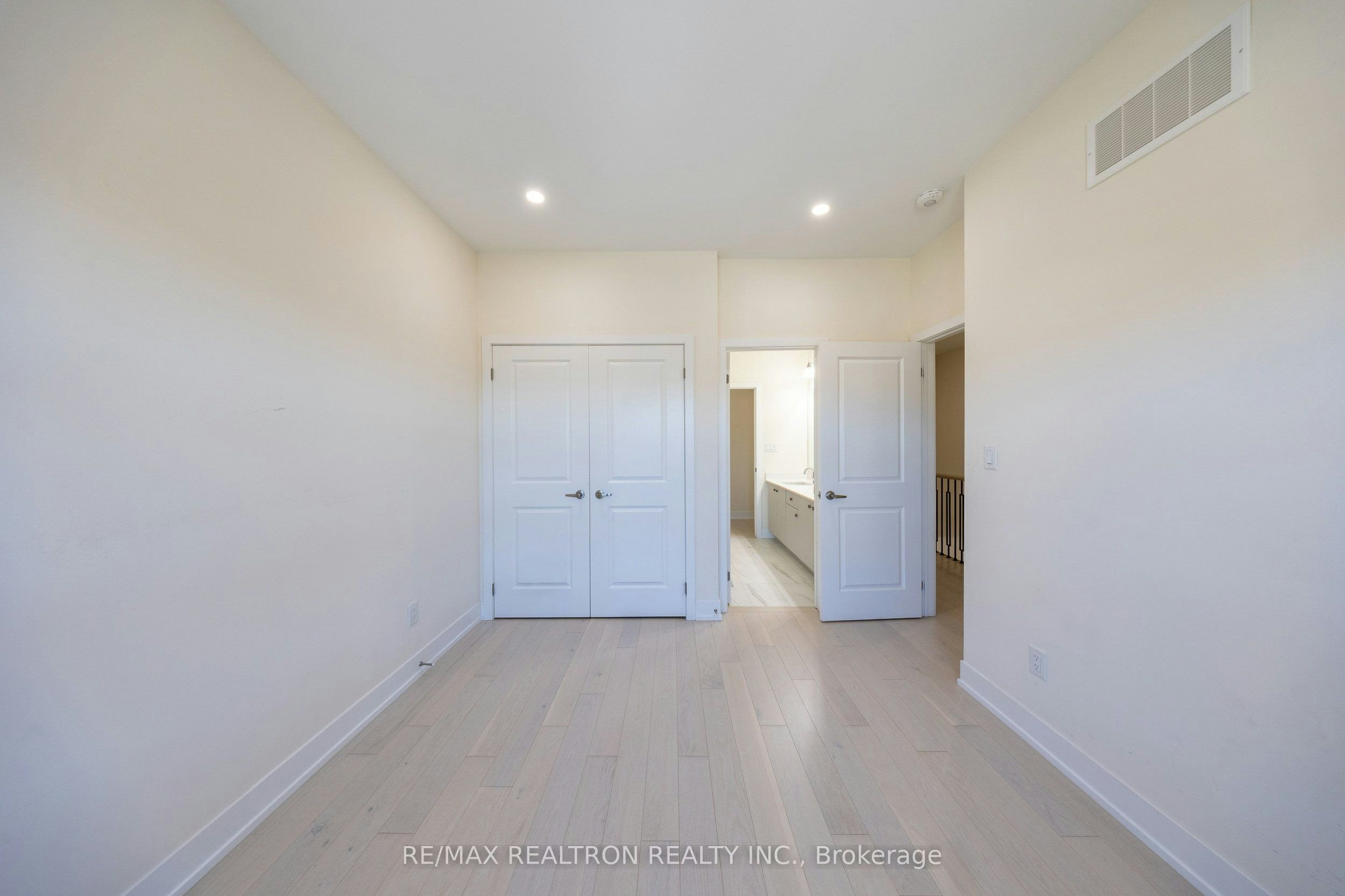 31 Fallharvest Way, Whitchurch-Stouffville, ON, L4A 4V8 - 21