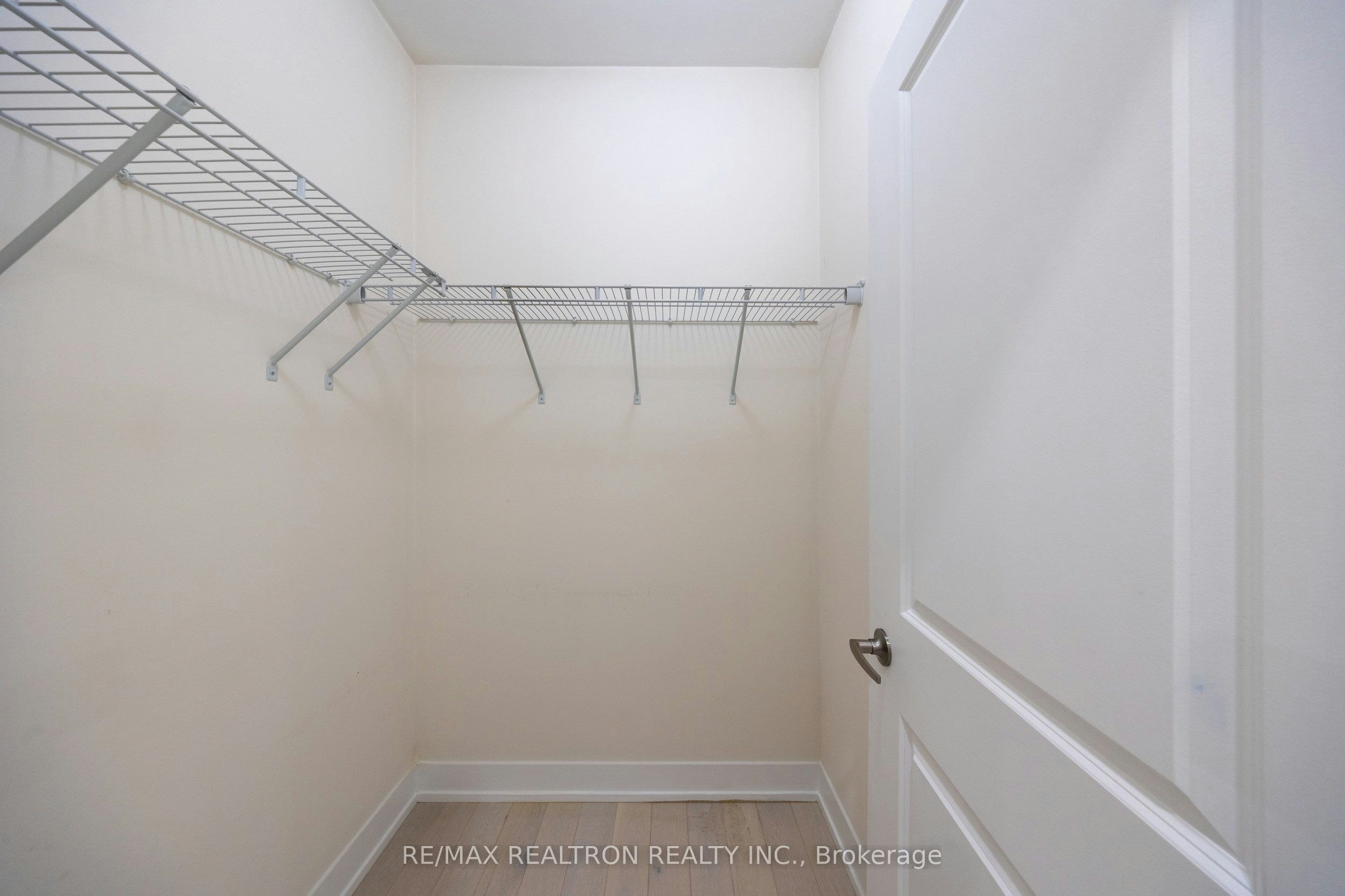 31 Fallharvest Way, Whitchurch-Stouffville, ON, L4A 4V8 - 27