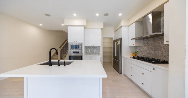 31 Fallharvest Way, Whitchurch-Stouffville, ON, L4A 4V8 - 13