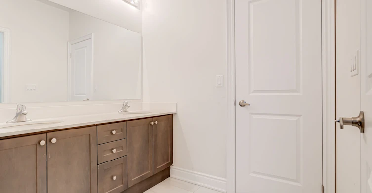 71 Maple Fields Circle, Aurora, ON, L4G 3X6 - 32