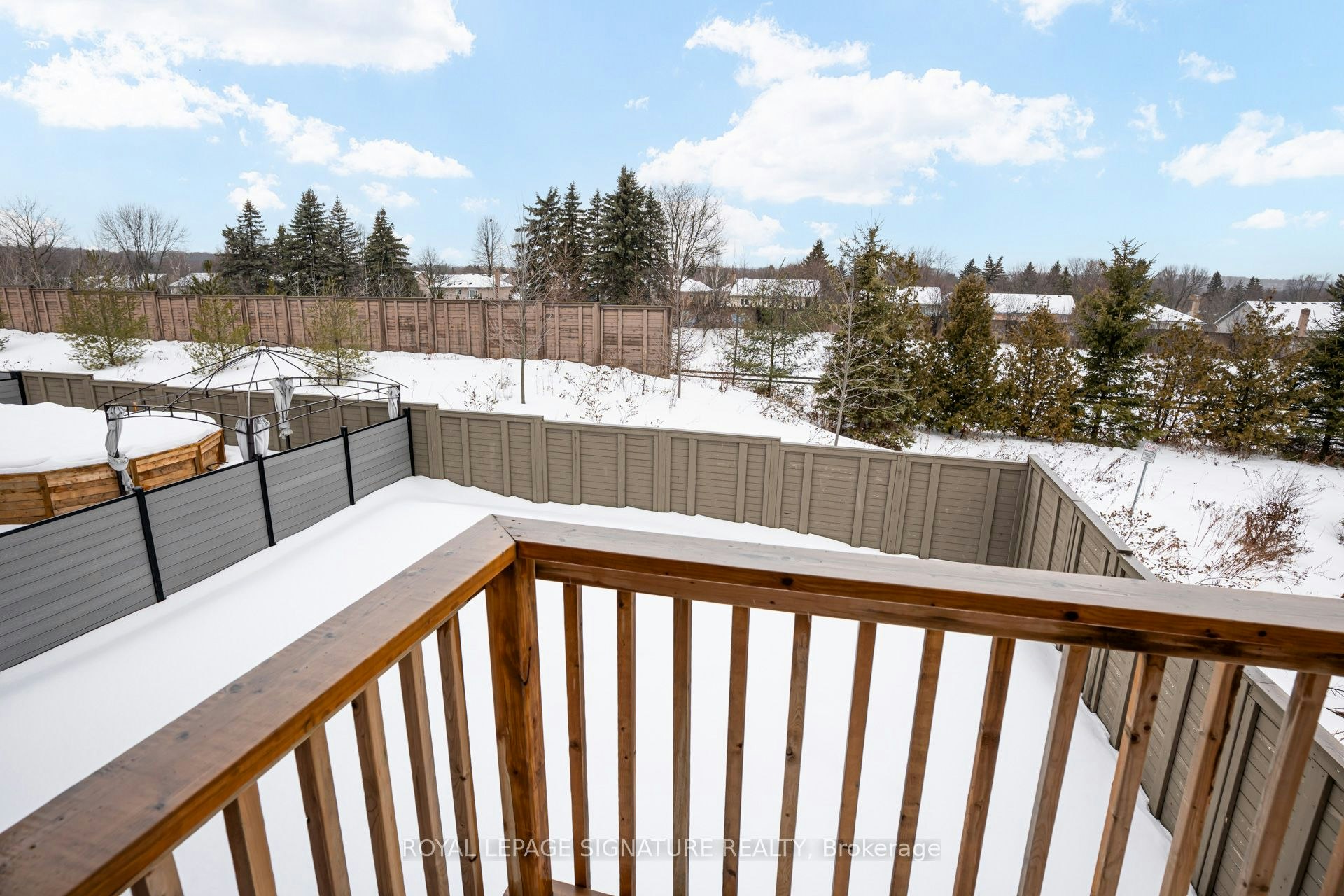 71 Maple Fields Circle, Aurora, ON, L4G 3X6 - 17