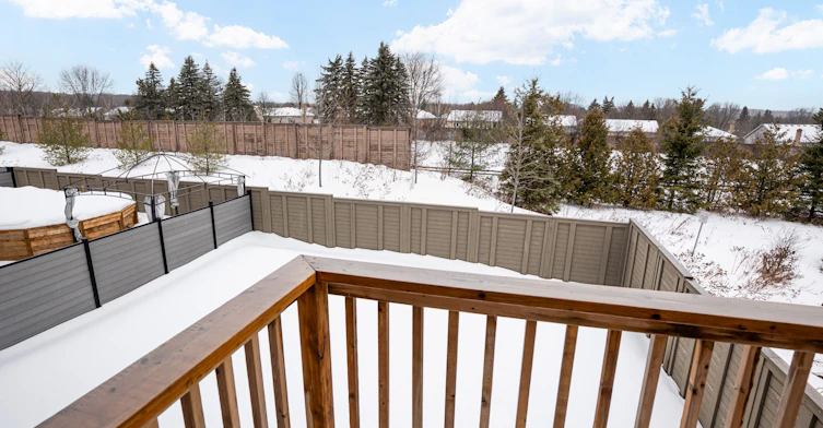 71 Maple Fields Circle, Aurora, ON, L4G 3X6 - 17