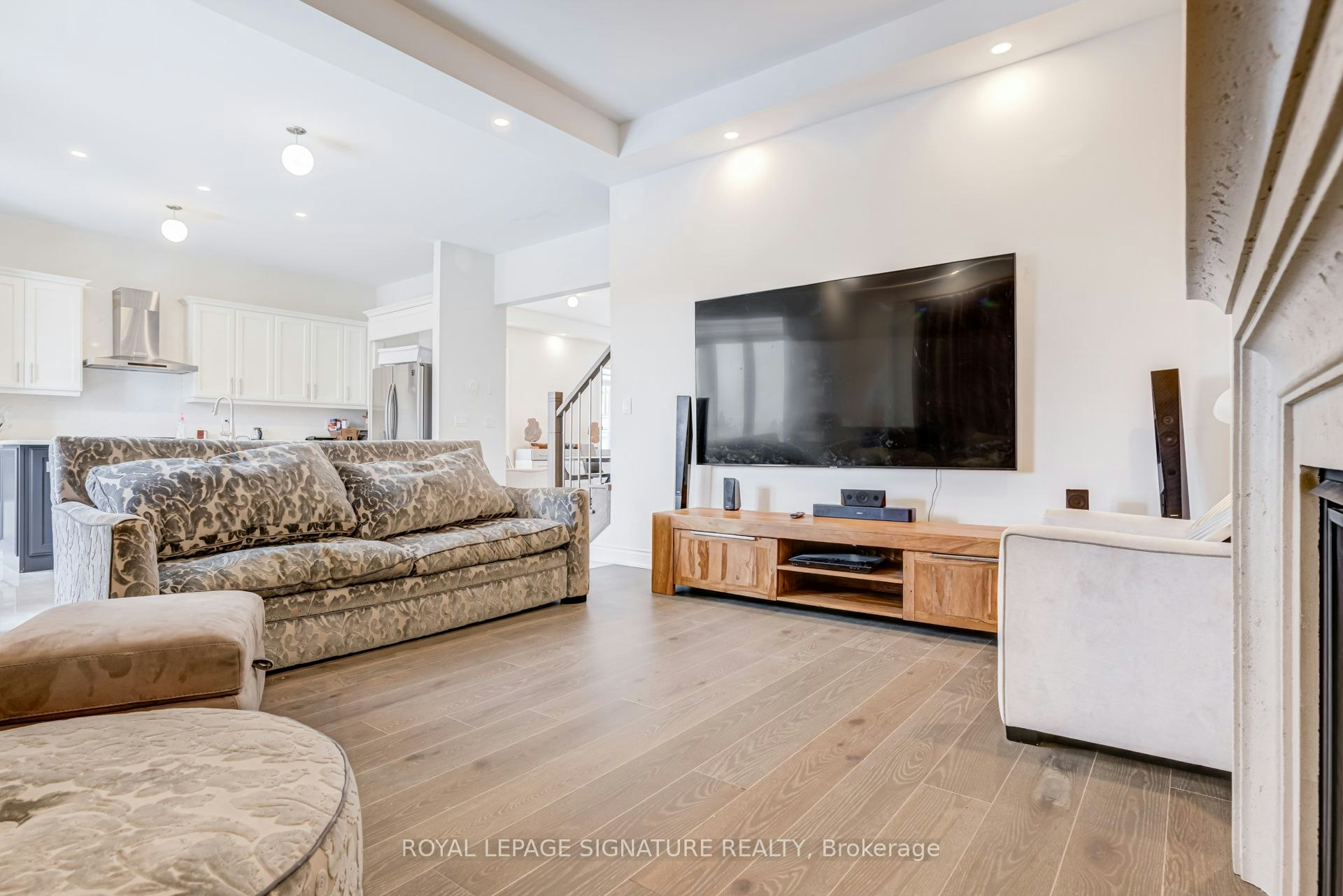 71 Maple Fields Circle, Aurora, ON, L4G 3X6 - 14
