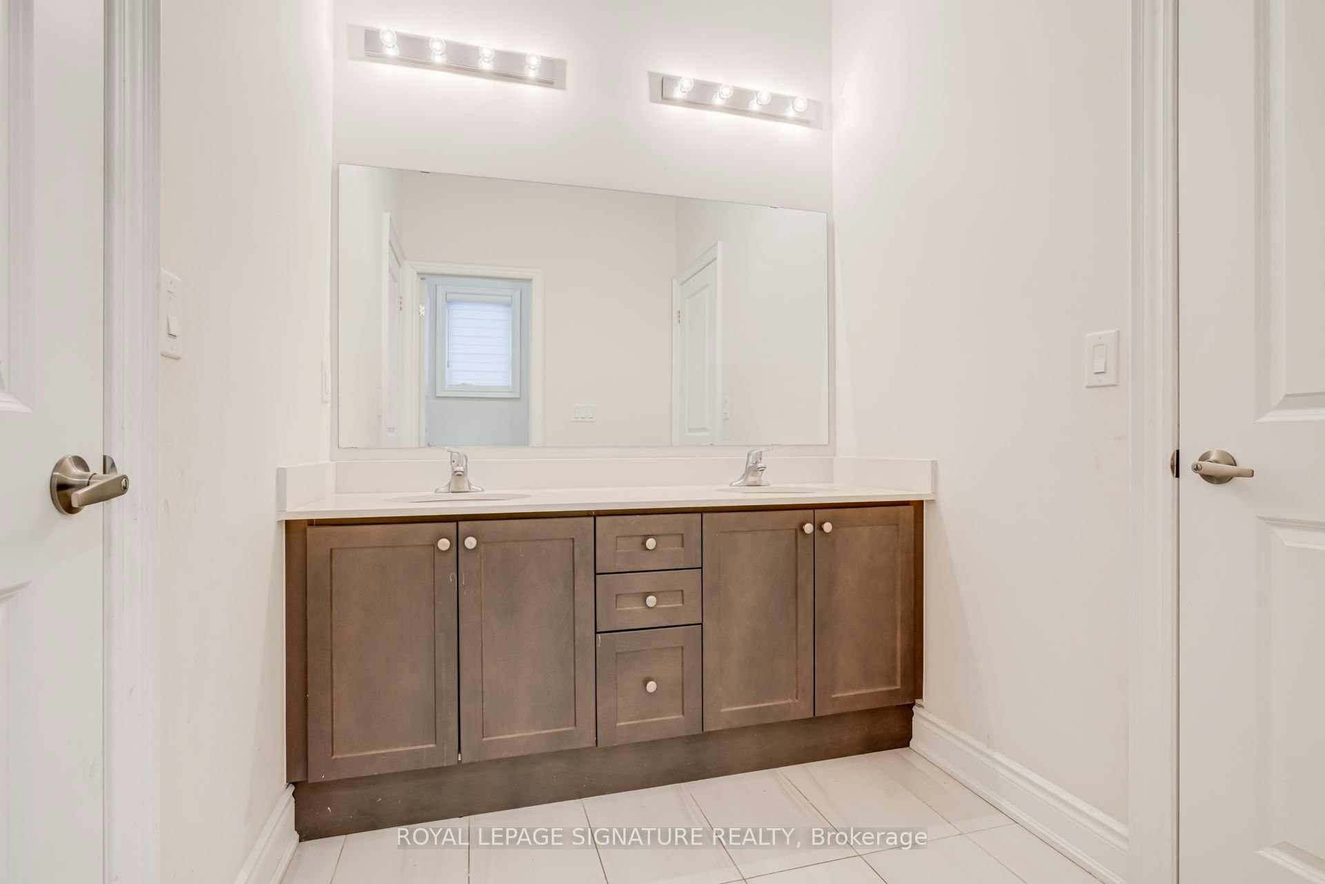 71 Maple Fields Circle, Aurora, ON, L4G 3X6 - 28