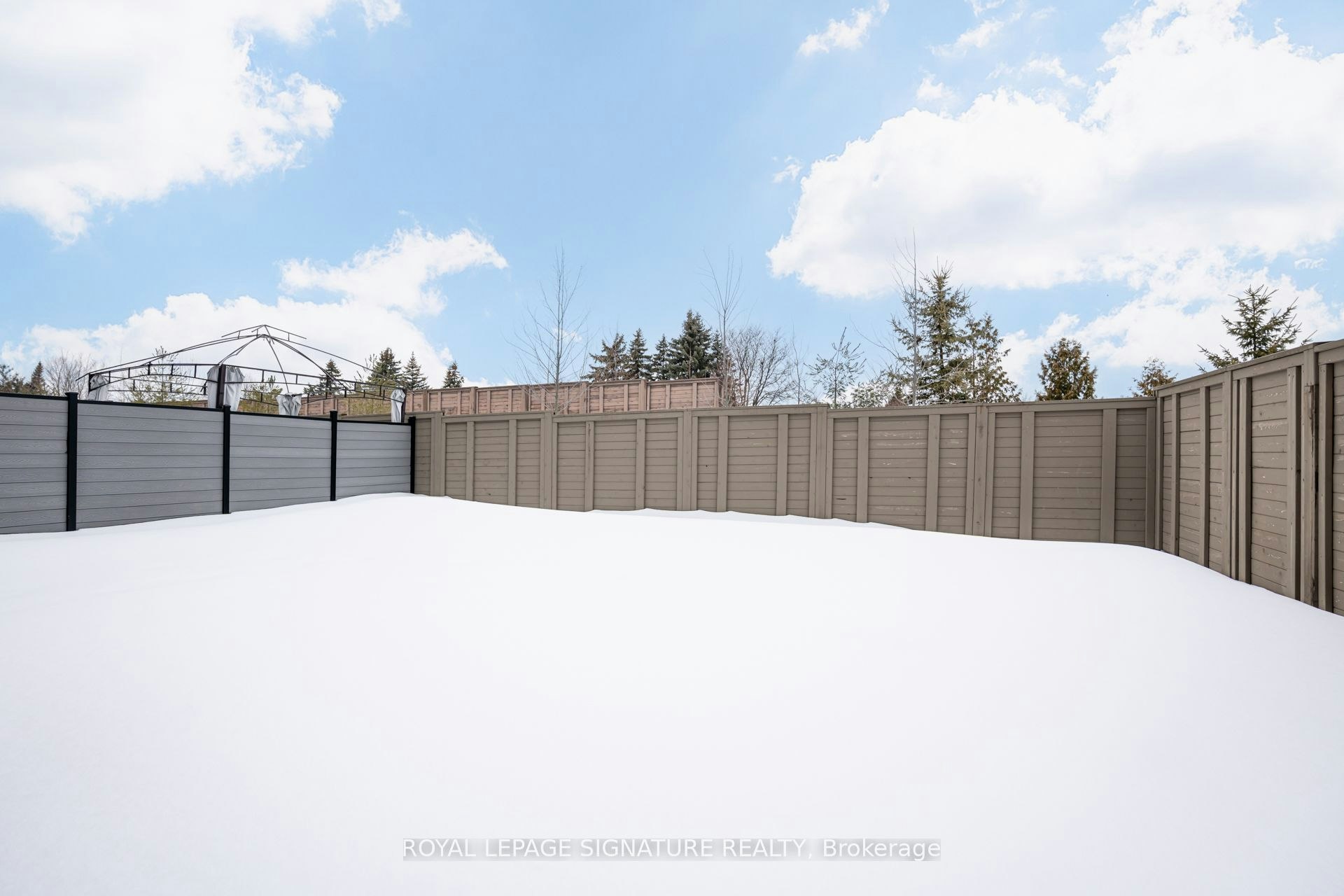 71 Maple Fields Circle, Aurora, ON, L4G 3X6 - 45
