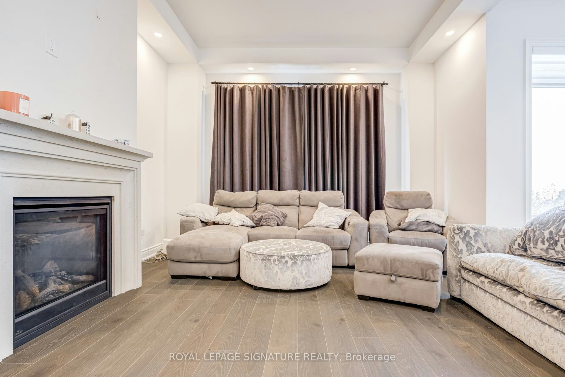 71 Maple Fields Circle, Aurora, ON, L4G 3X6 - 13