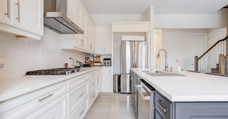 71 Maple Fields Circle, Aurora, ON, L4G 3X6 - 9
