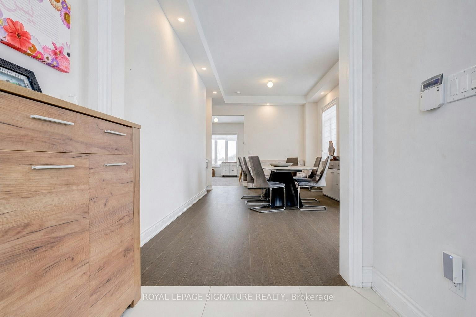 71 Maple Fields Circle, Aurora, ON, L4G 3X6 - 3
