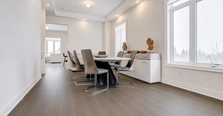 71 Maple Fields Circle, Aurora, ON, L4G 3X6 - 4