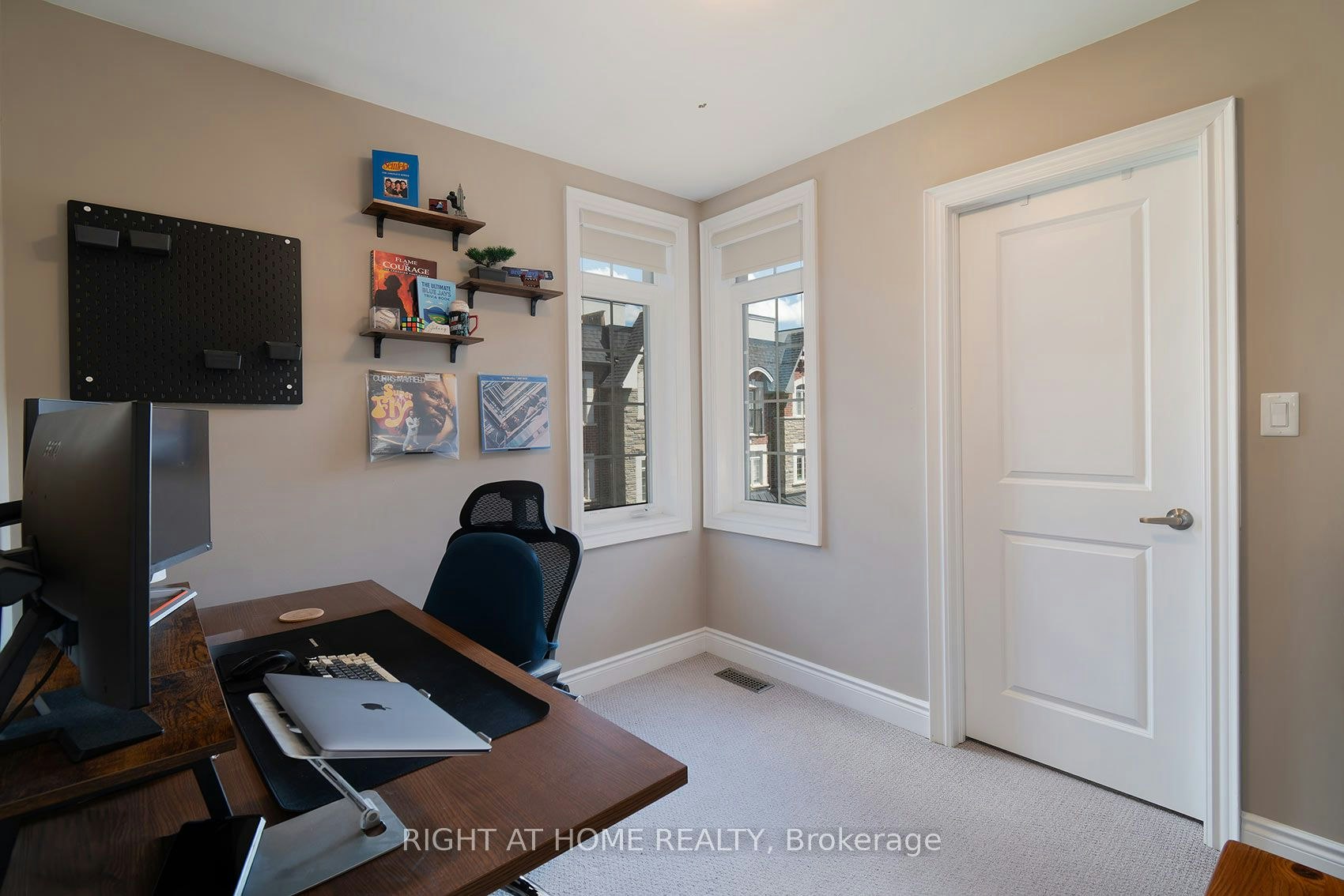 2 Queen Mary Court, Vaughan, ON, L4L 0H9 - 24