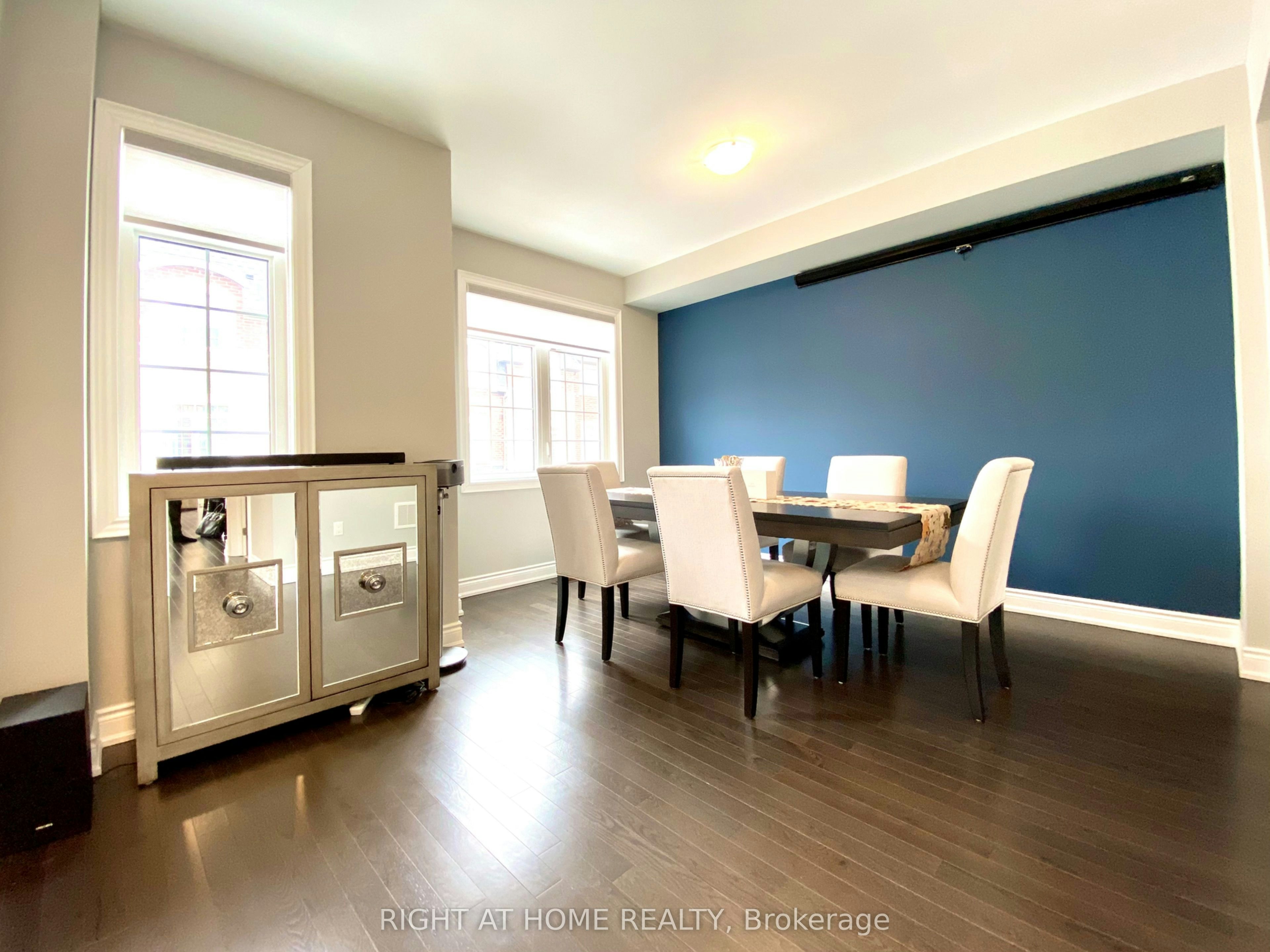 2 Queen Mary Court, Vaughan, ON, L4L 0H9 - 12