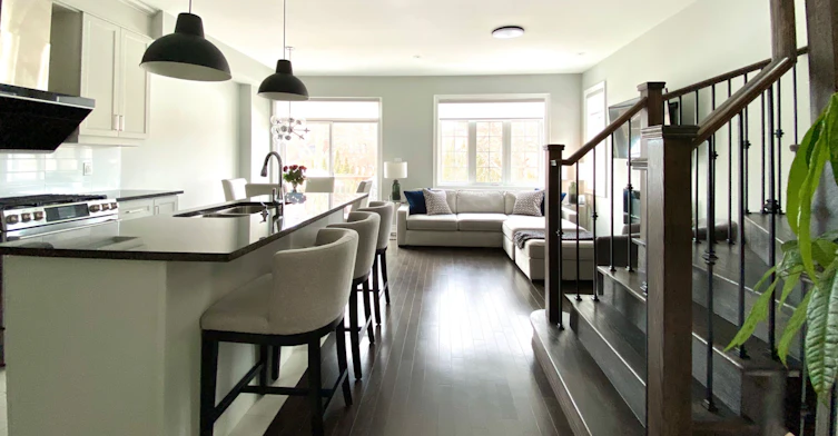 2 Queen Mary Court, Vaughan, ON, L4L 0H9 - 11