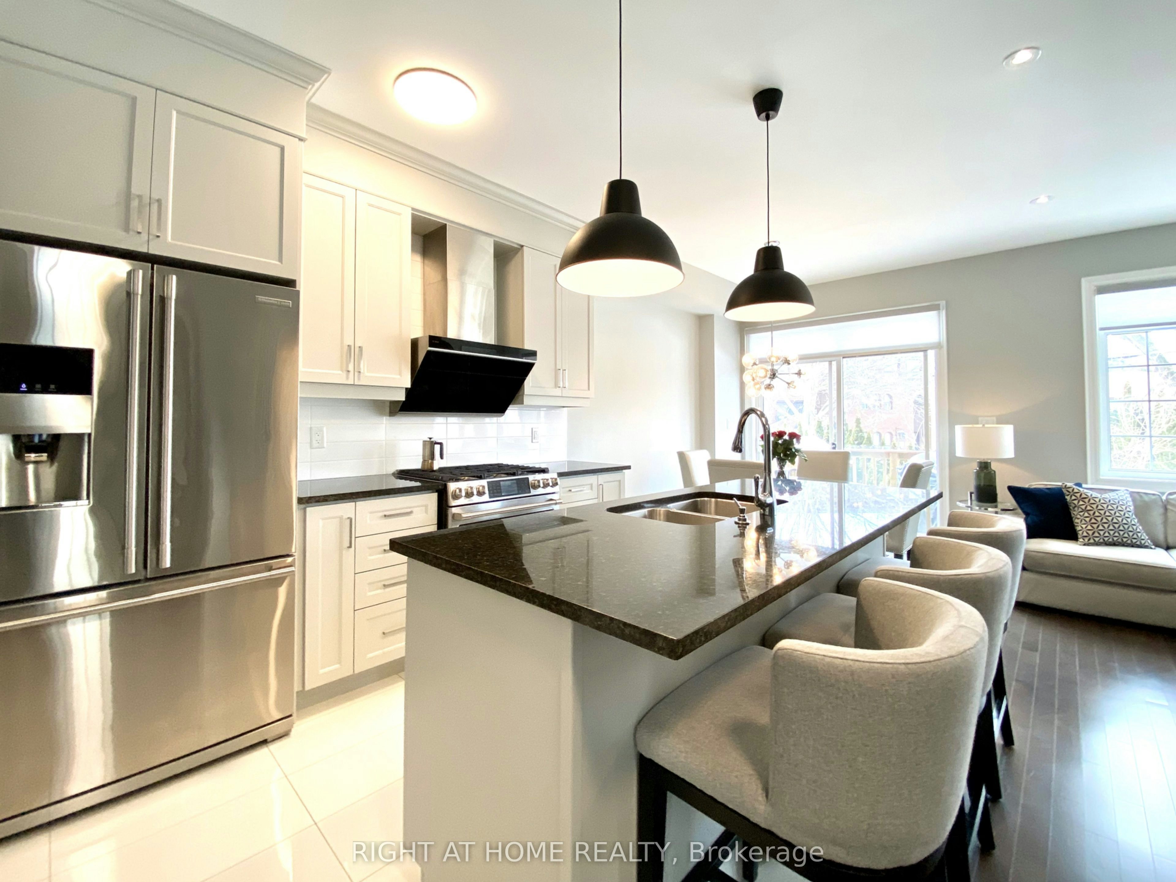 2 Queen Mary Court, Vaughan, ON, L4L 0H9 - 14