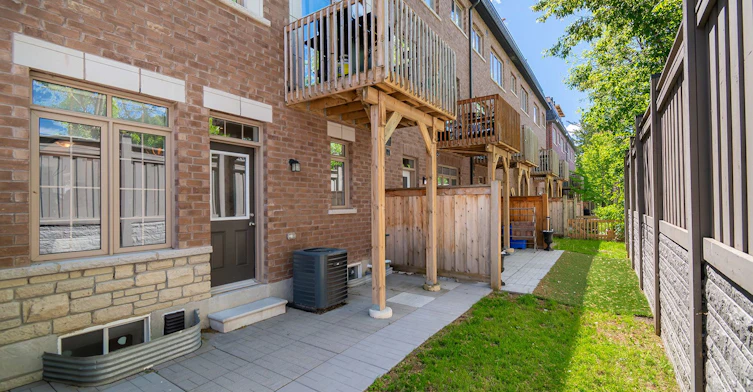 2 Queen Mary Court, Vaughan, ON, L4L 0H9 - 34