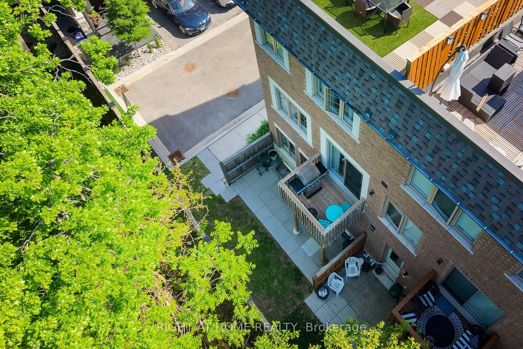 2 Queen Mary Court, Vaughan, ON, L4L 0H9 - 16