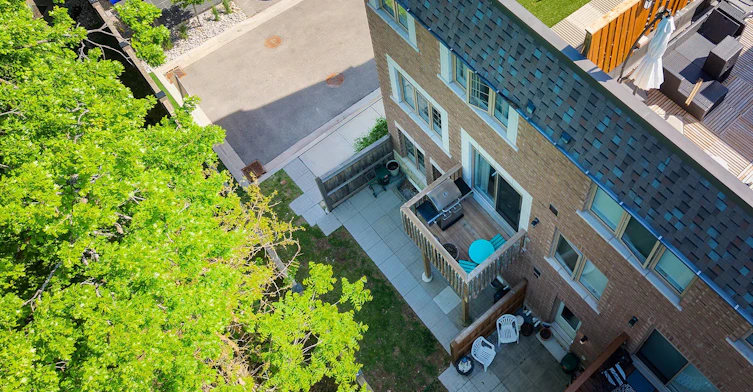 2 Queen Mary Court, Vaughan, ON, L4L 0H9 - 16