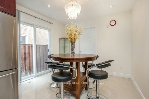 113 Upton Crescent, Markham, ON, L3R 3T3 - 7