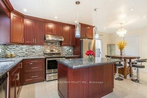 113 Upton Crescent, Markham, ON, L3R 3T3 - 4