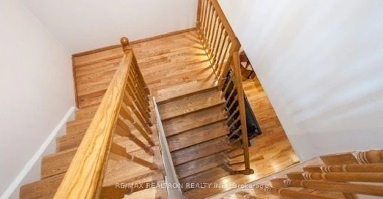 113 Upton Crescent, Markham, ON, L3R 3T3 - 8