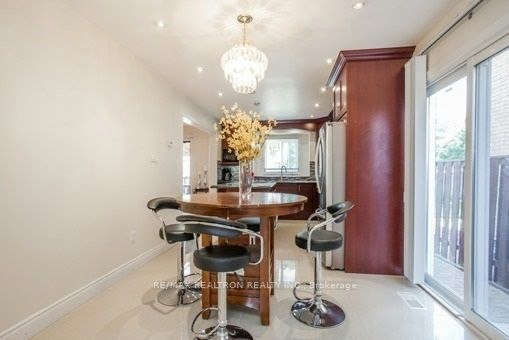 113 Upton Crescent, Markham, ON, L3R 3T3 - 6
