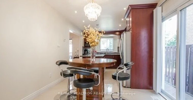 113 Upton Crescent, Markham, ON, L3R 3T3 - 6