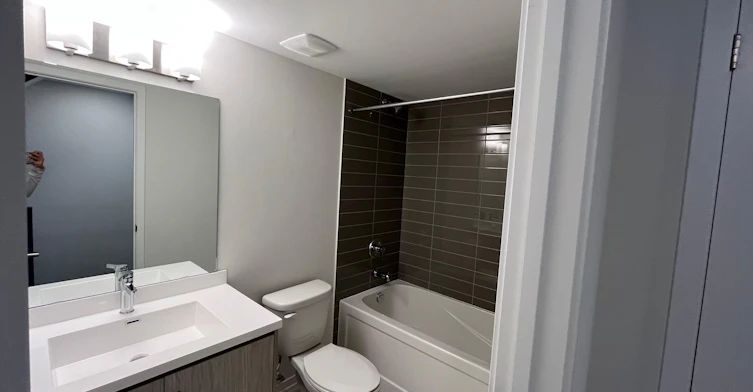 306-130 Honeycrisp Crescent, Vaughan, ON, L4K 0N7 - 9