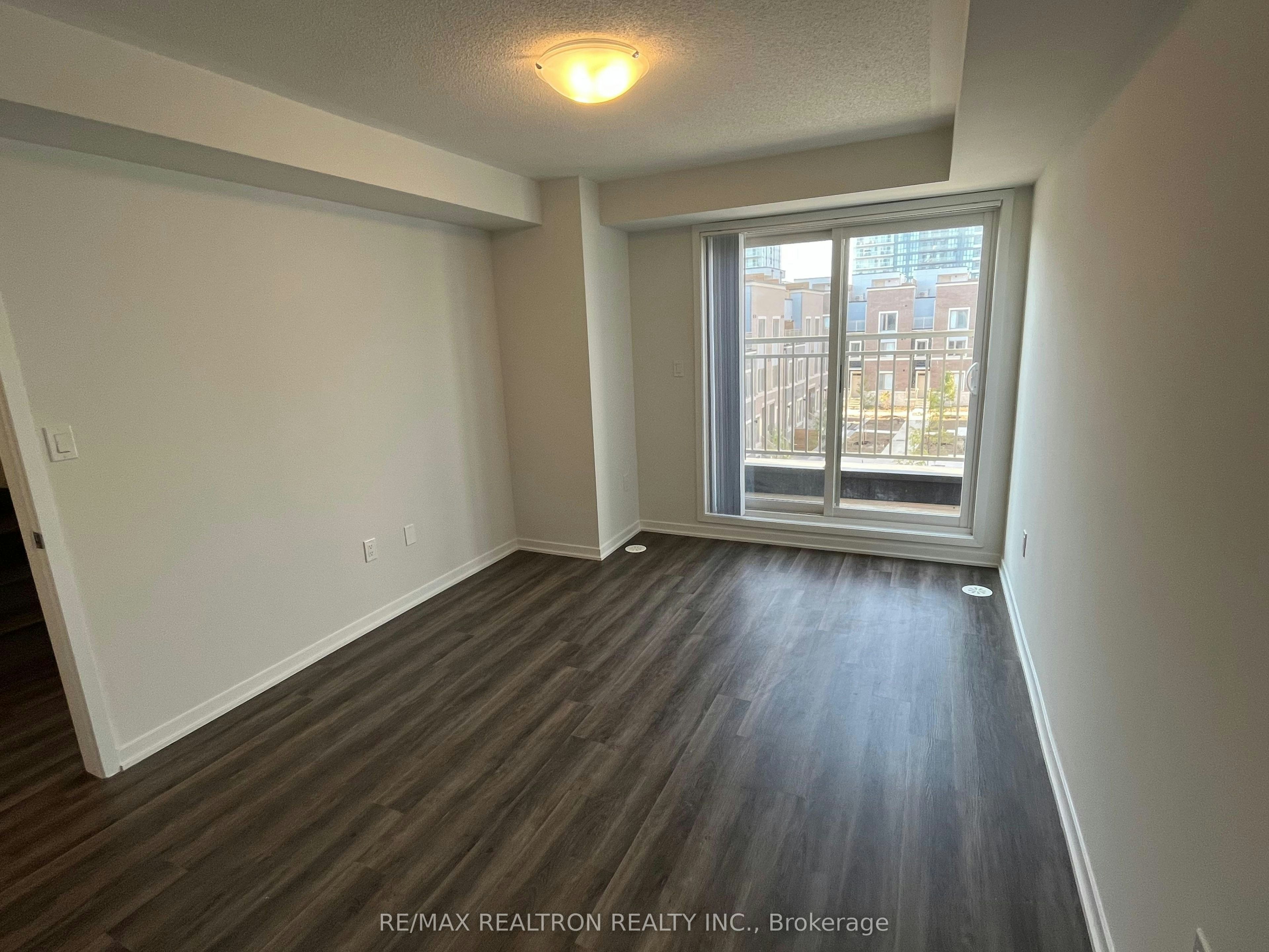 306-130 Honeycrisp Crescent, Vaughan, ON, L4K 0N7 - 10