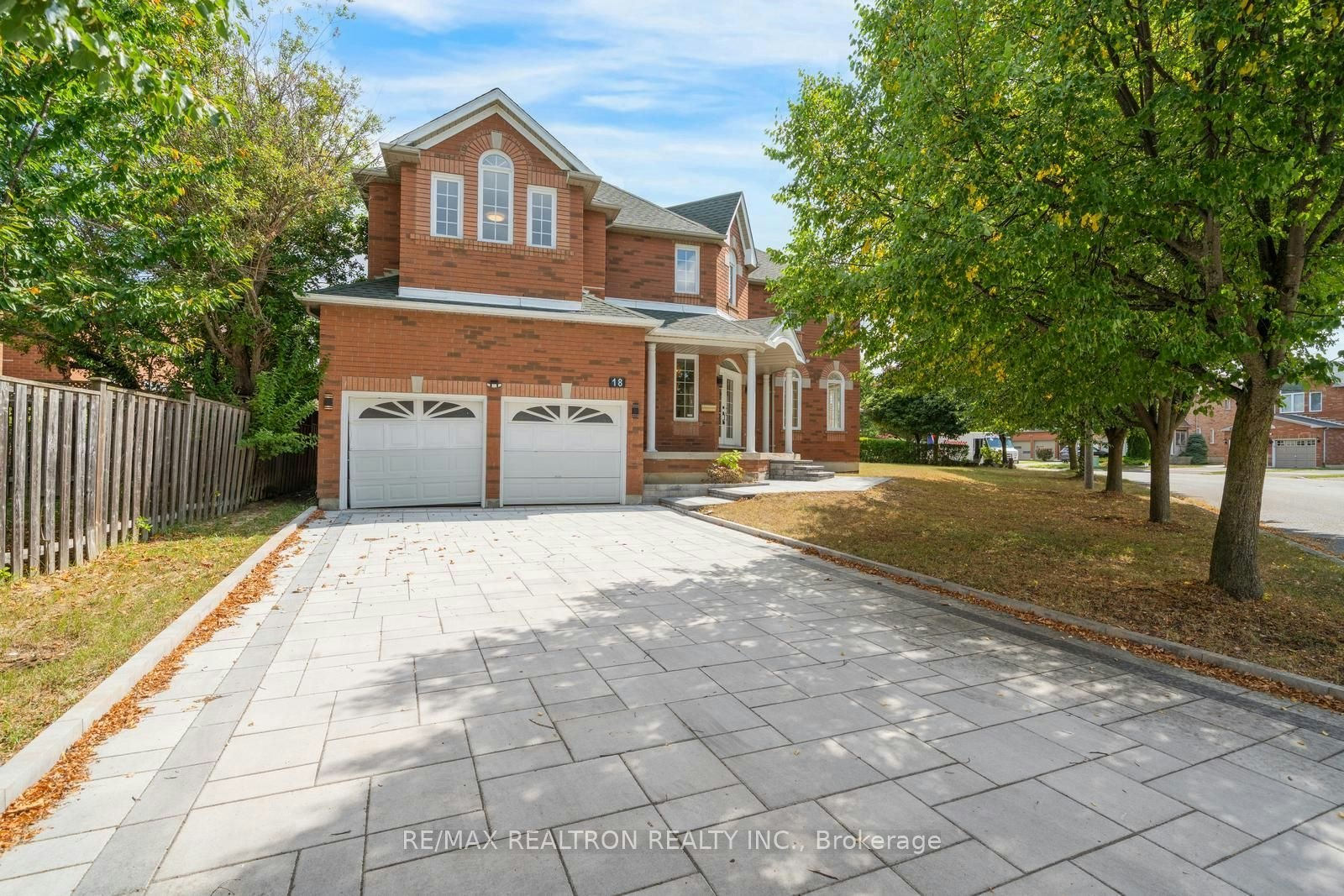 18 Formosa Drive, Richmond Hill, ON, L4S 1S6