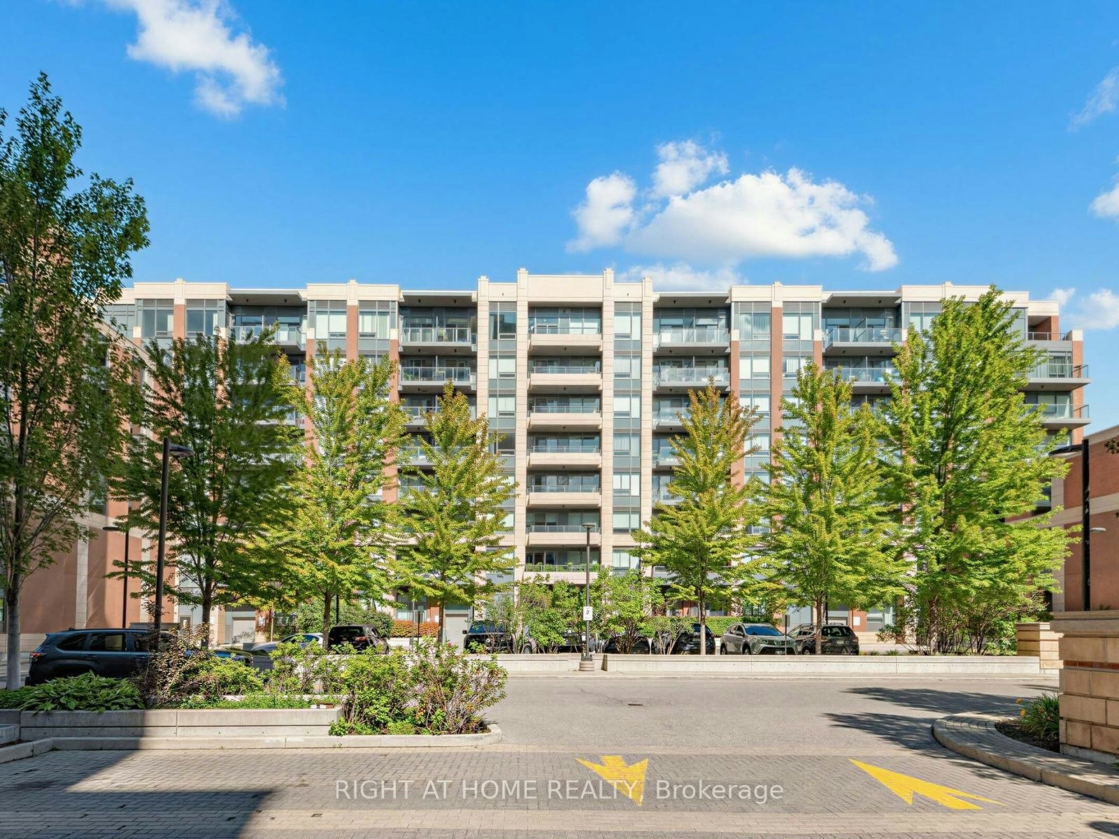 PH16-28 Uptown Drive, Markham, ON, L3R 5M5 - 2