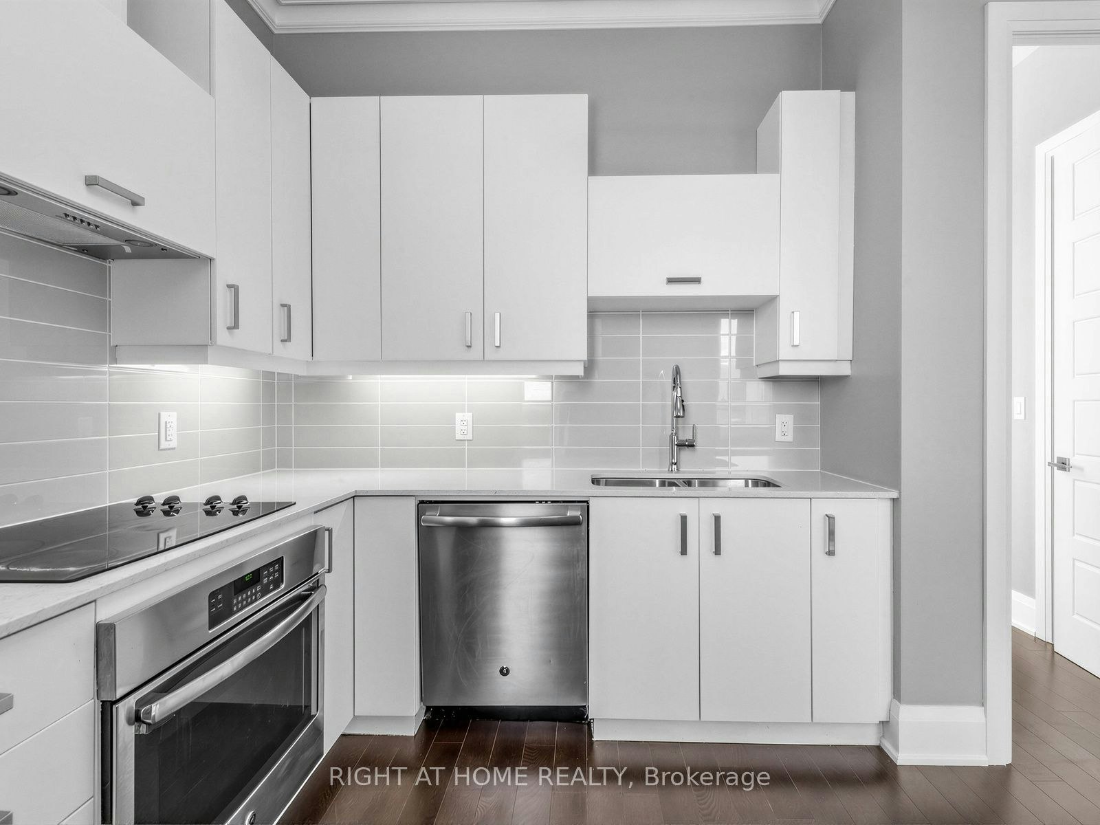 PH16-28 Uptown Drive, Markham, ON, L3R 5M5 - 6