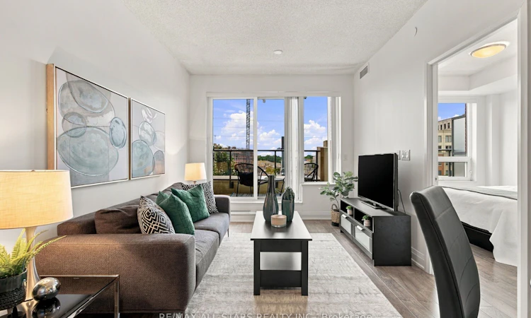 312-28 Uptown Drive