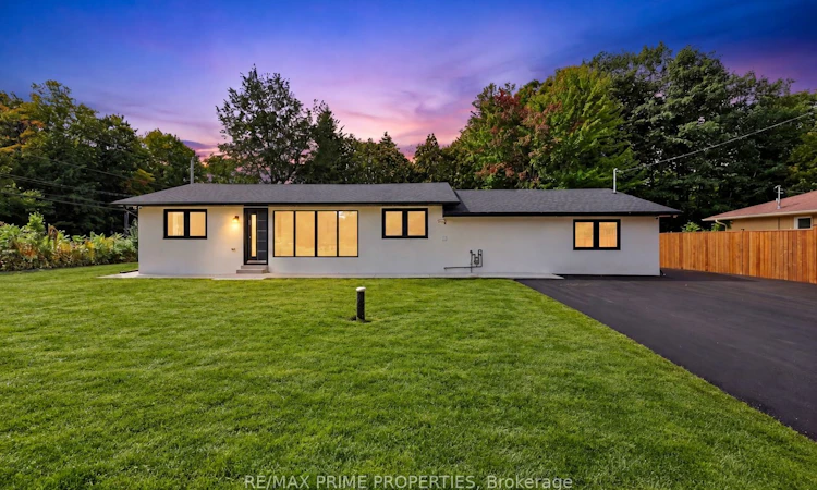 6 Maple Avenue