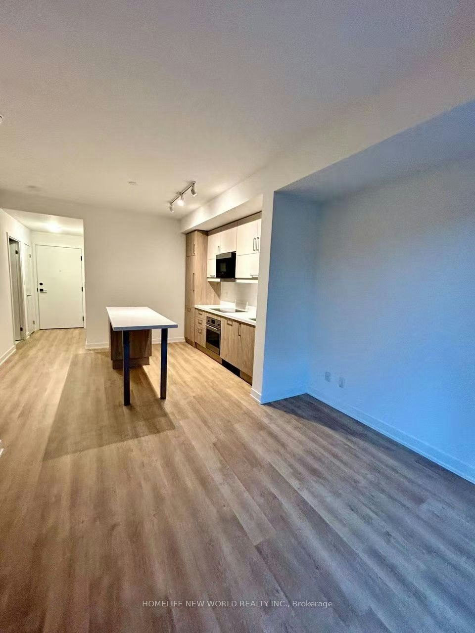 906-8119 Birchmount Road, Markham, ON, L6G 0H5 - 4