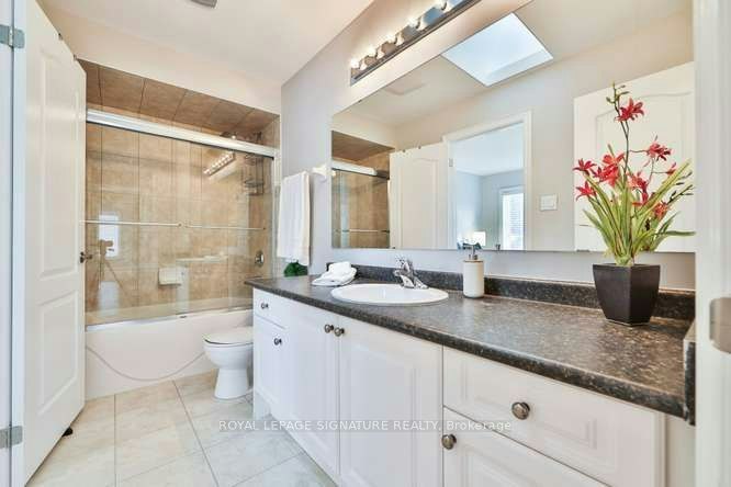 488 Foxcroft Boulevard, Newmarket, ON, L3X 3L7 - 31