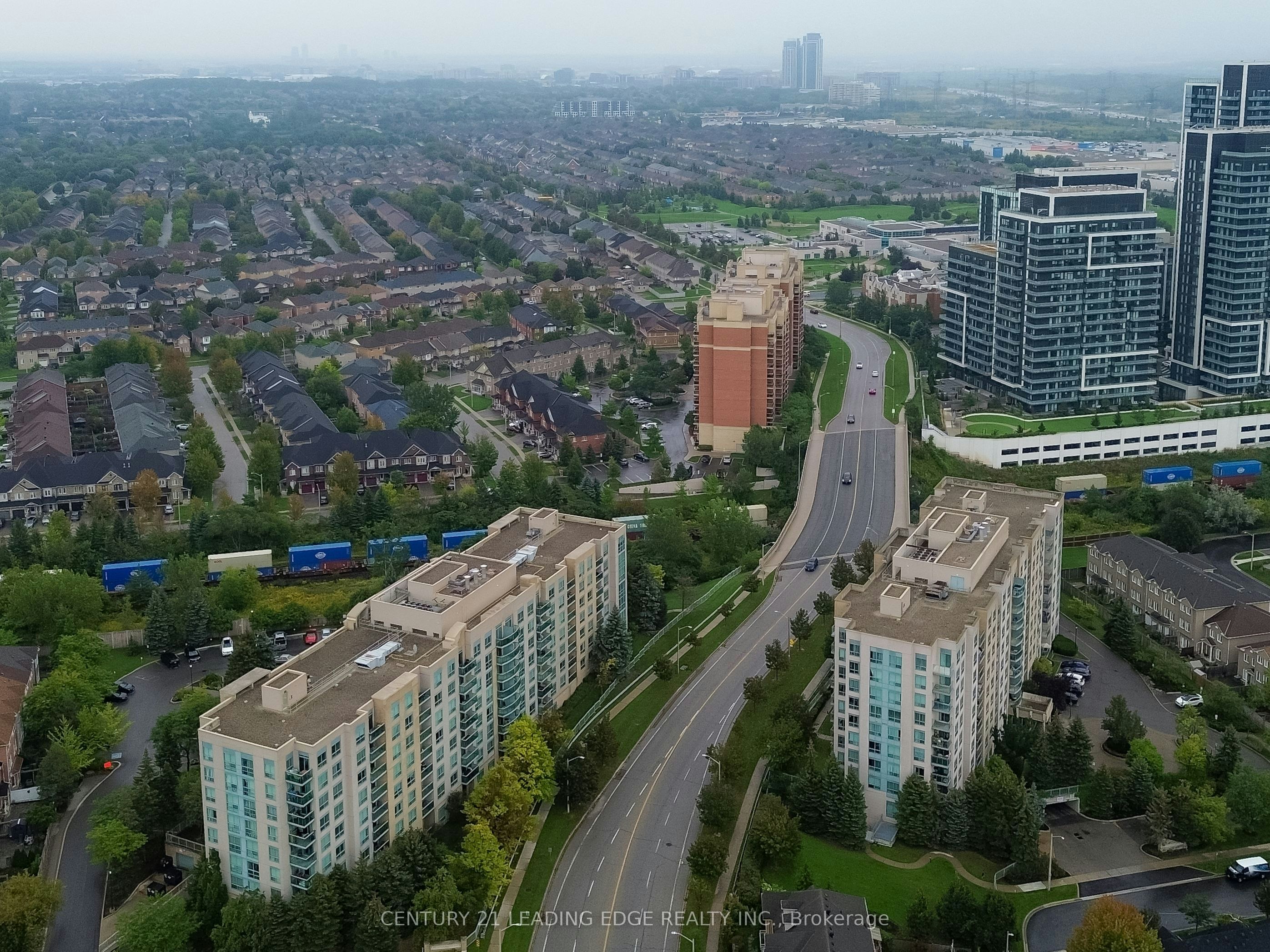 726-3 Ellesmere Street, Richmond Hill, ON, L4B 4N2