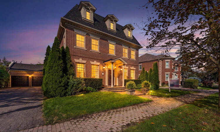 6 Oatlands Drive