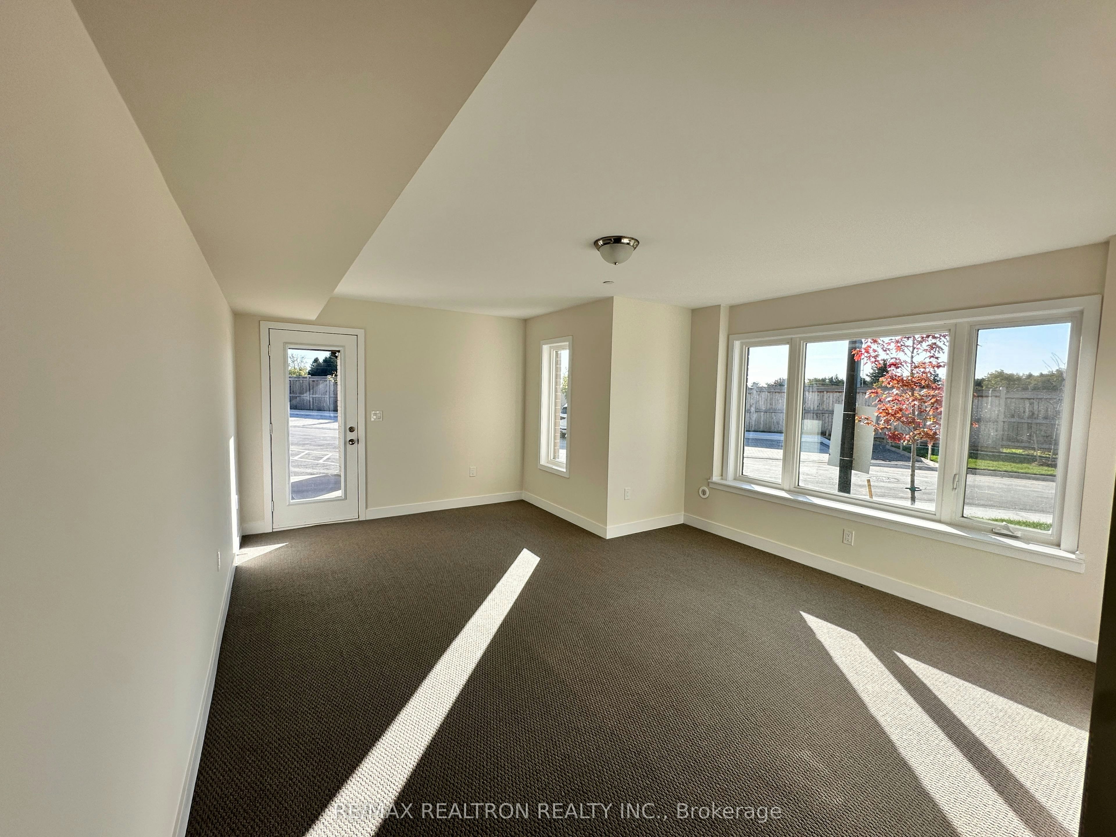 101 Credit Lane, Richmond Hill, ON, L4E 1G9 - 6