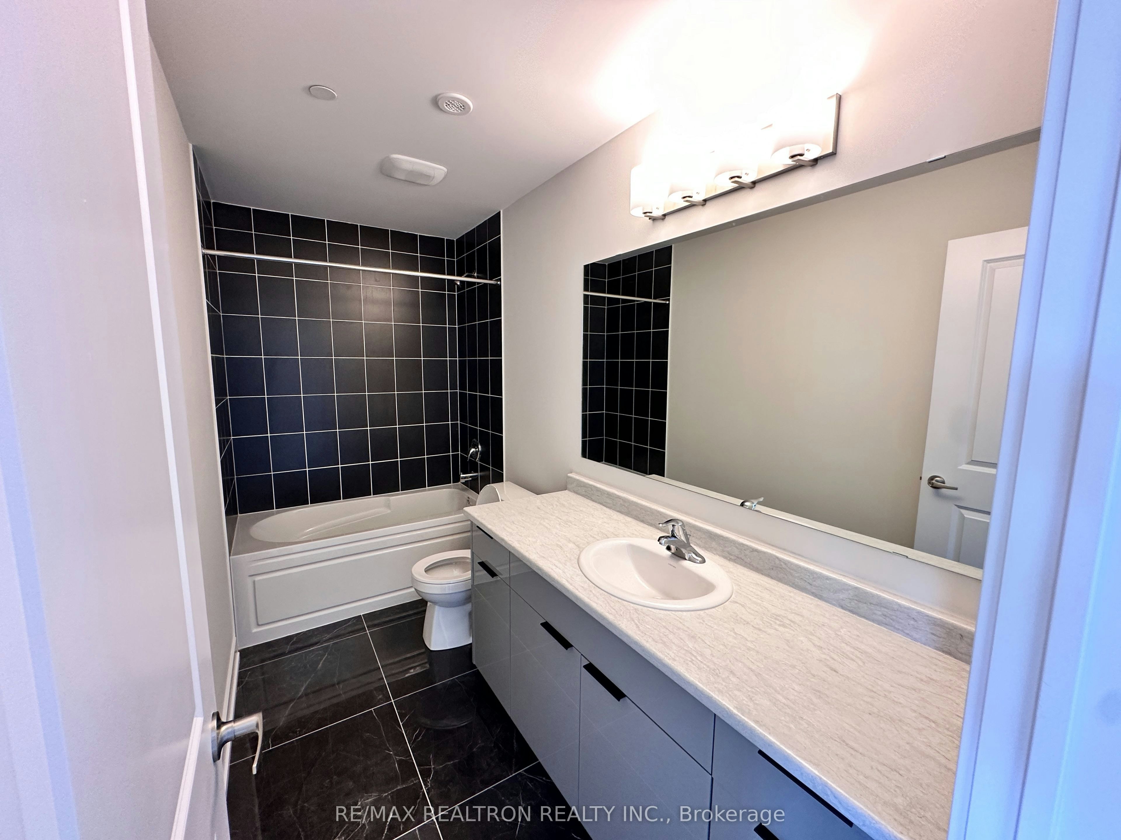 101 Credit Lane, Richmond Hill, ON, L4E 1G9 - 26