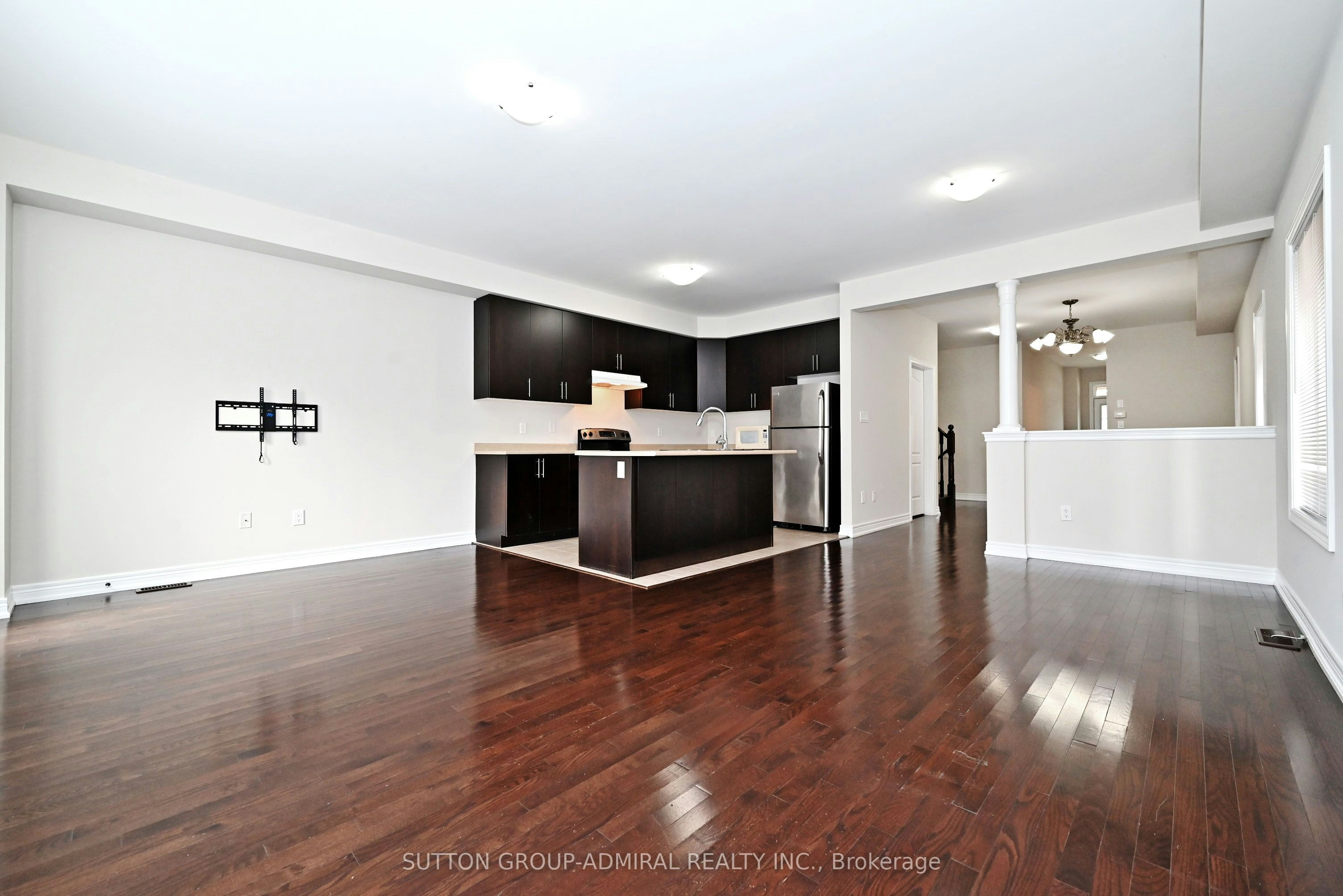 110 Southdown Avenue, Vaughan, ON, L6A 4N3 - 8