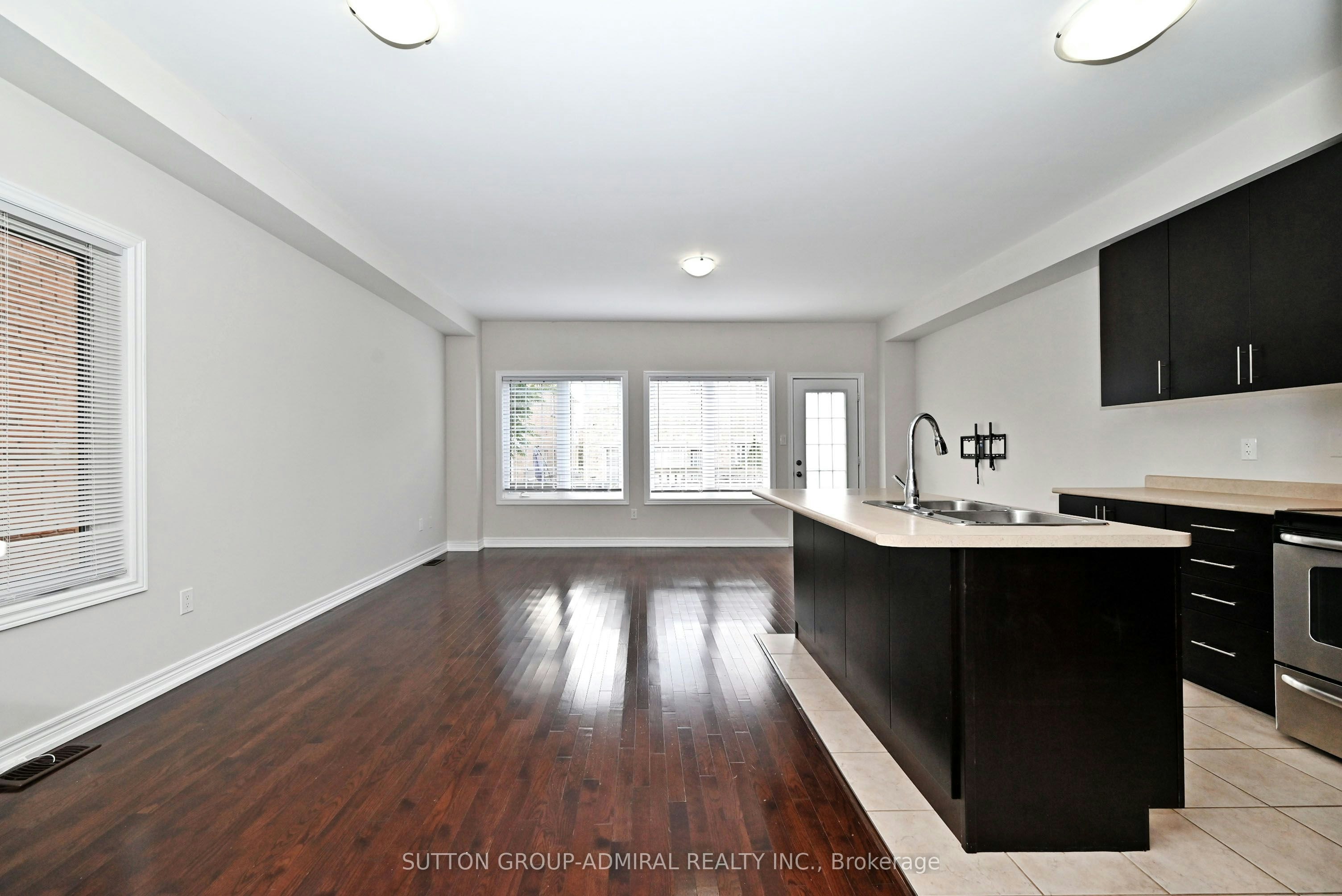 110 Southdown Avenue, Vaughan, ON, L6A 4N3 - 6