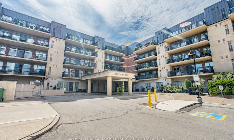 305-8026 Kipling Avenue