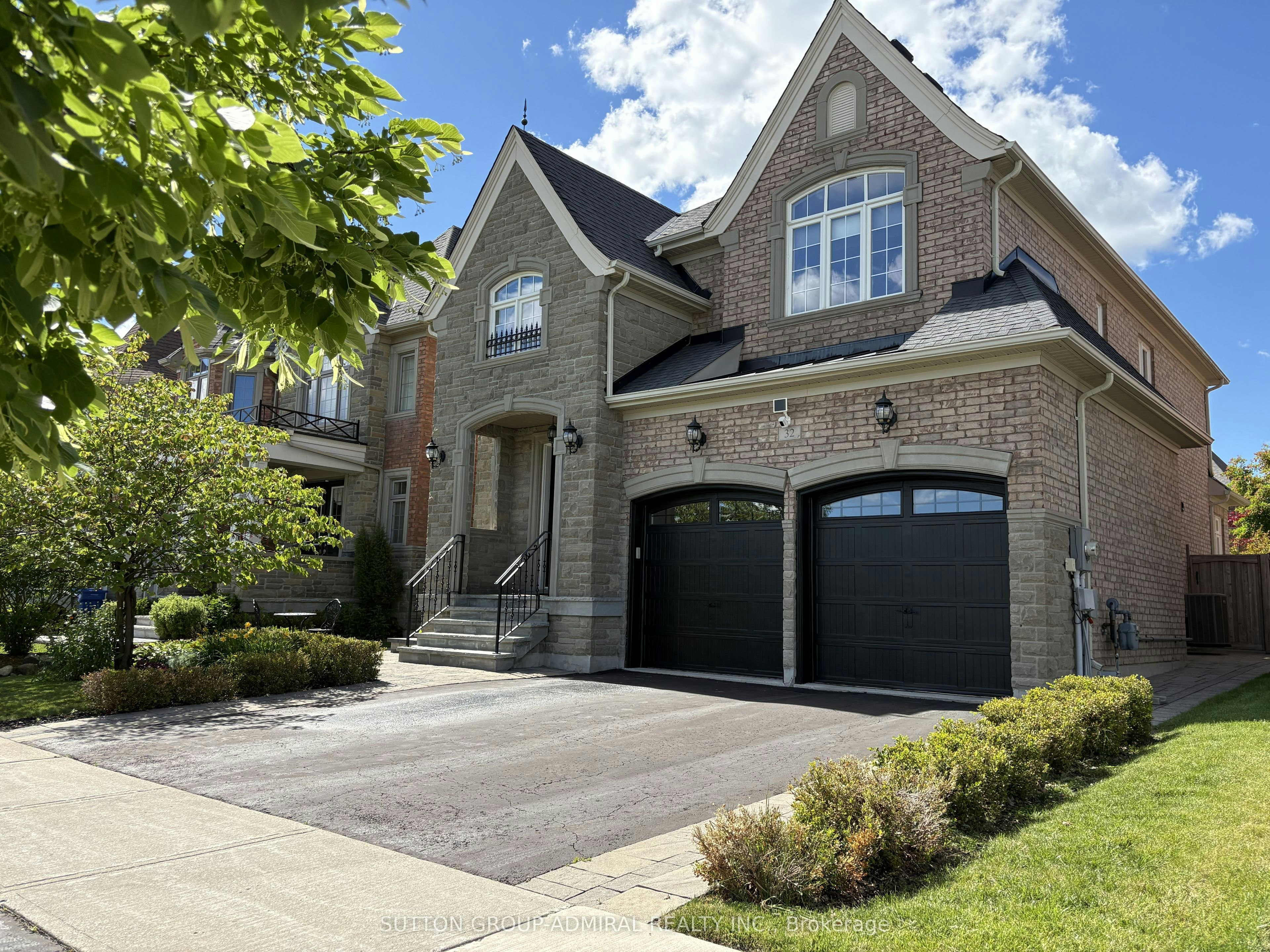 32 Nicort Road, King, ON, L7B 0B6