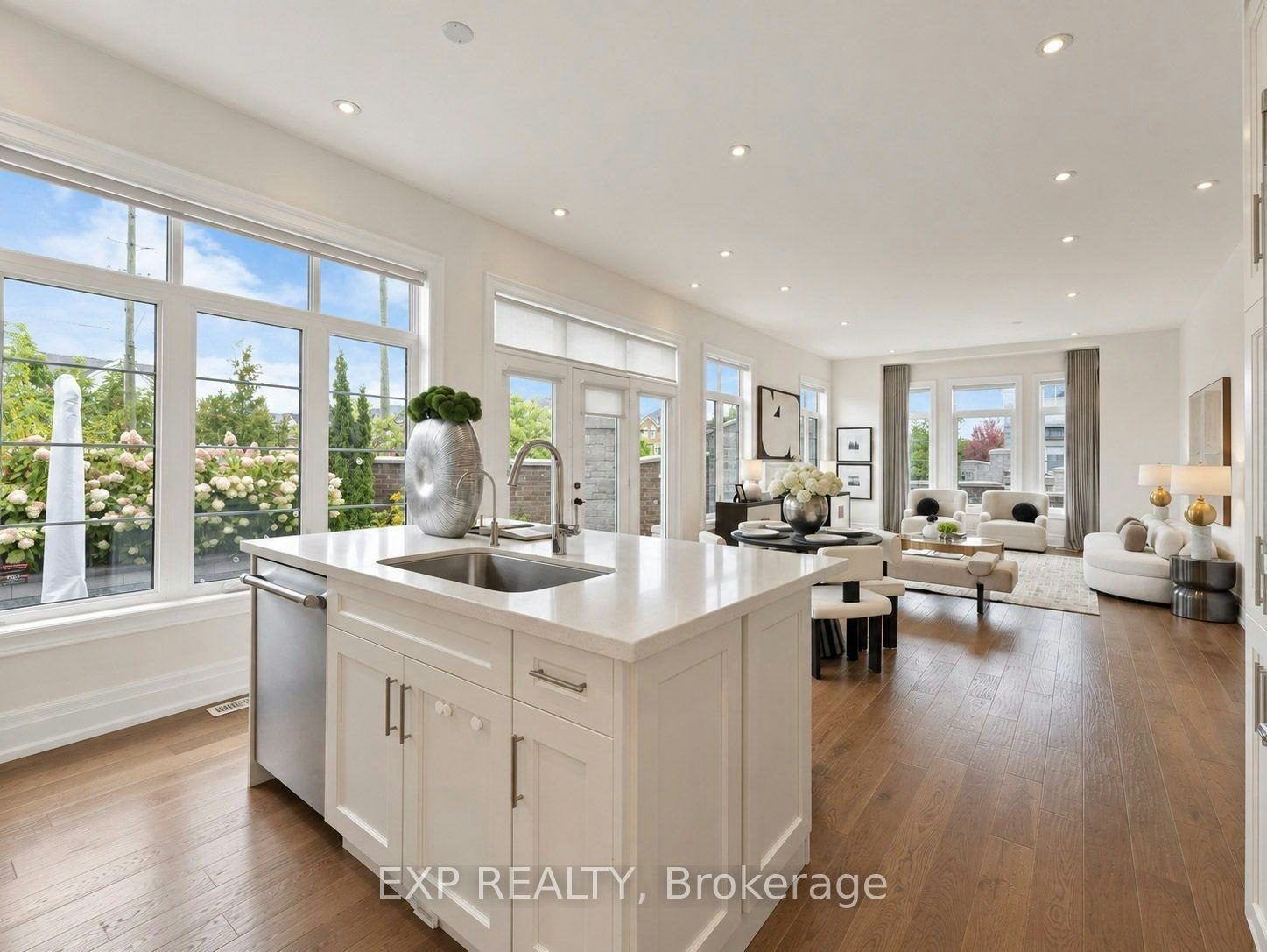 34 Settlement Crescent, Richmond Hill, ON, L4E 1E4