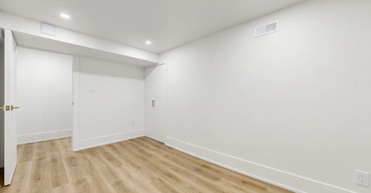 Basement 2-11 Johnson Road, Aurora, ON, L4G 2A3 - 11