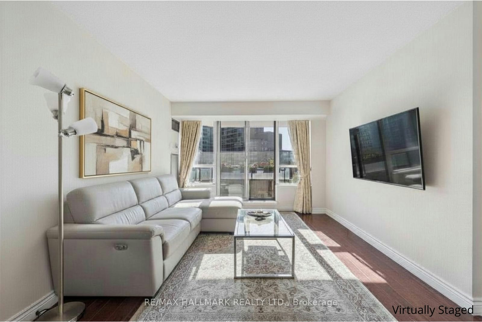 512-81 Townsgate Drive, Vaughan, ON, L4J 8E6