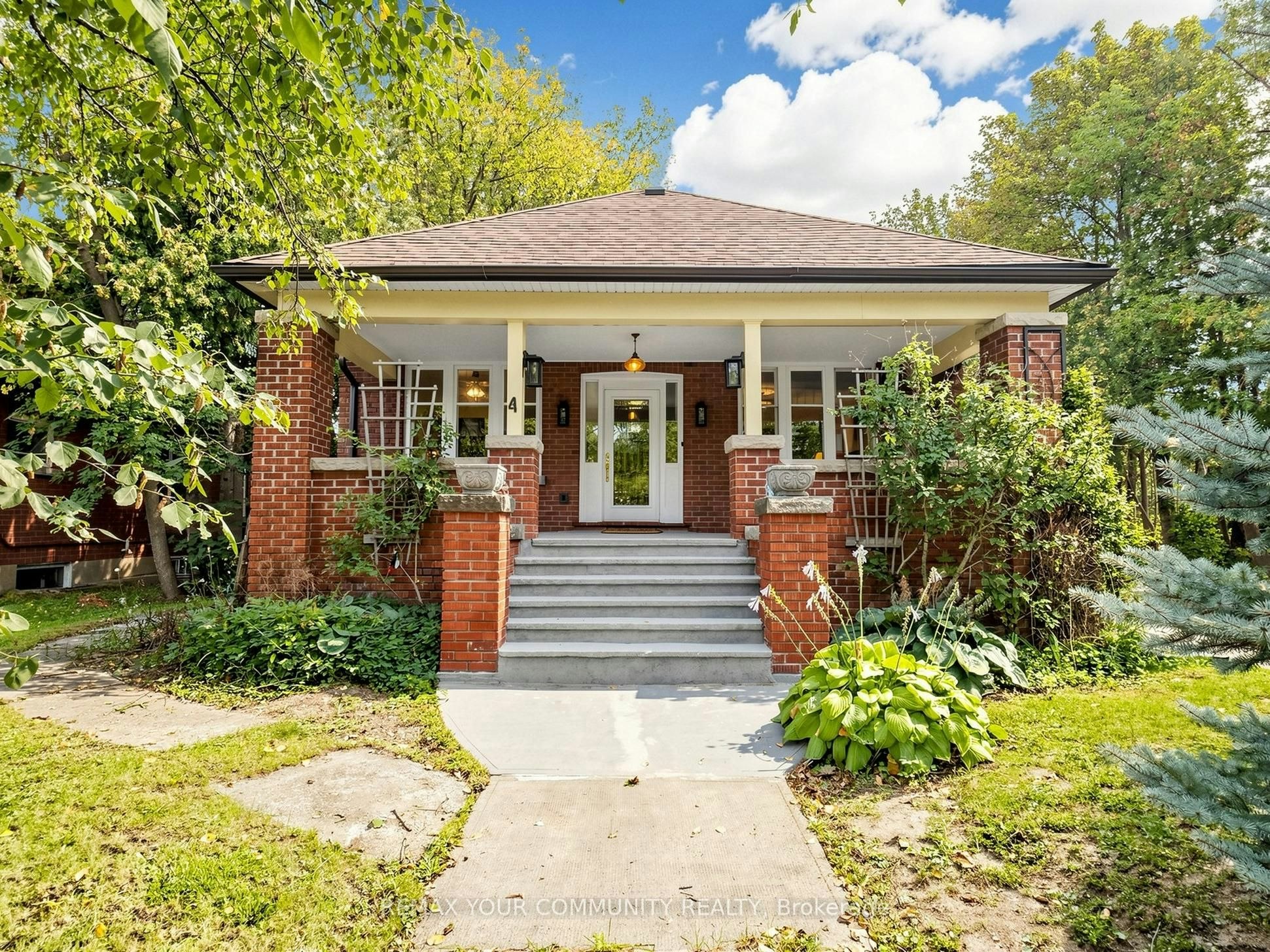6055 Main Street, Whitchurch-Stouffville, ON, L4A 3P6