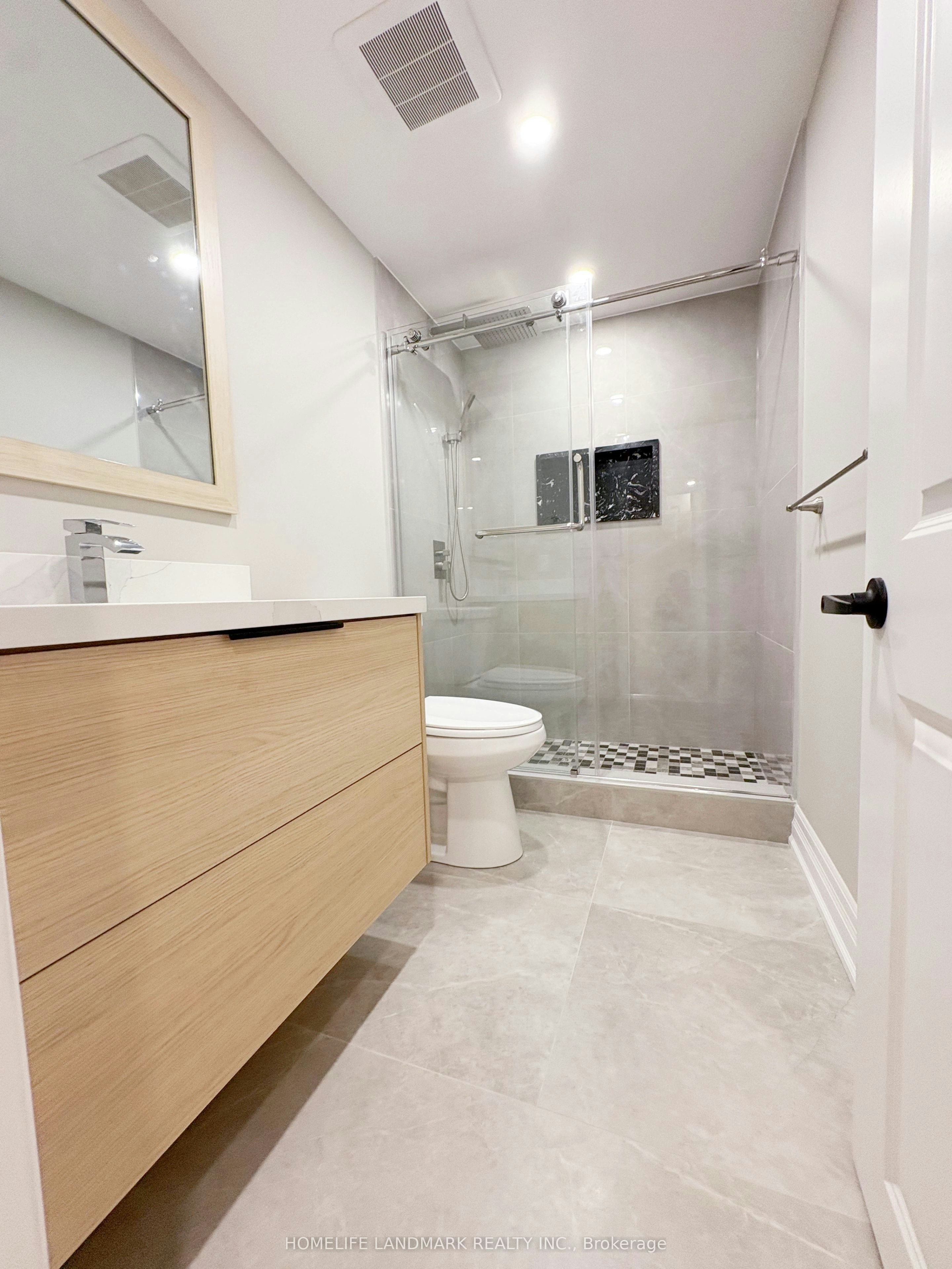 18 Halldorson Avenue, Aurora, ON, L4G 7Z2 - 11