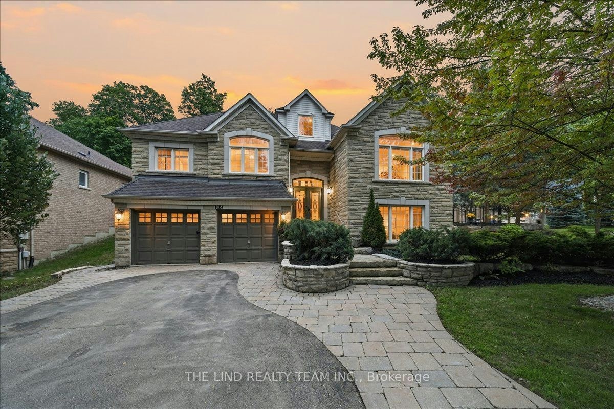 109 Willis Drive, Aurora, ON, L4G 7M4